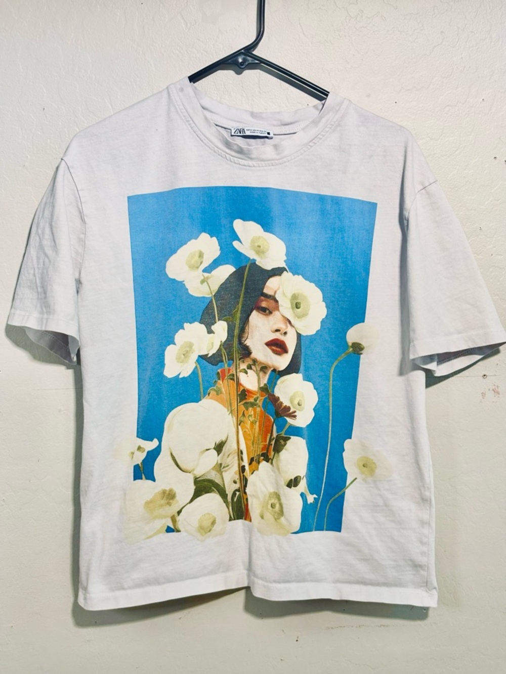 Zara White Crewneck Tee - Picture 2 of 5